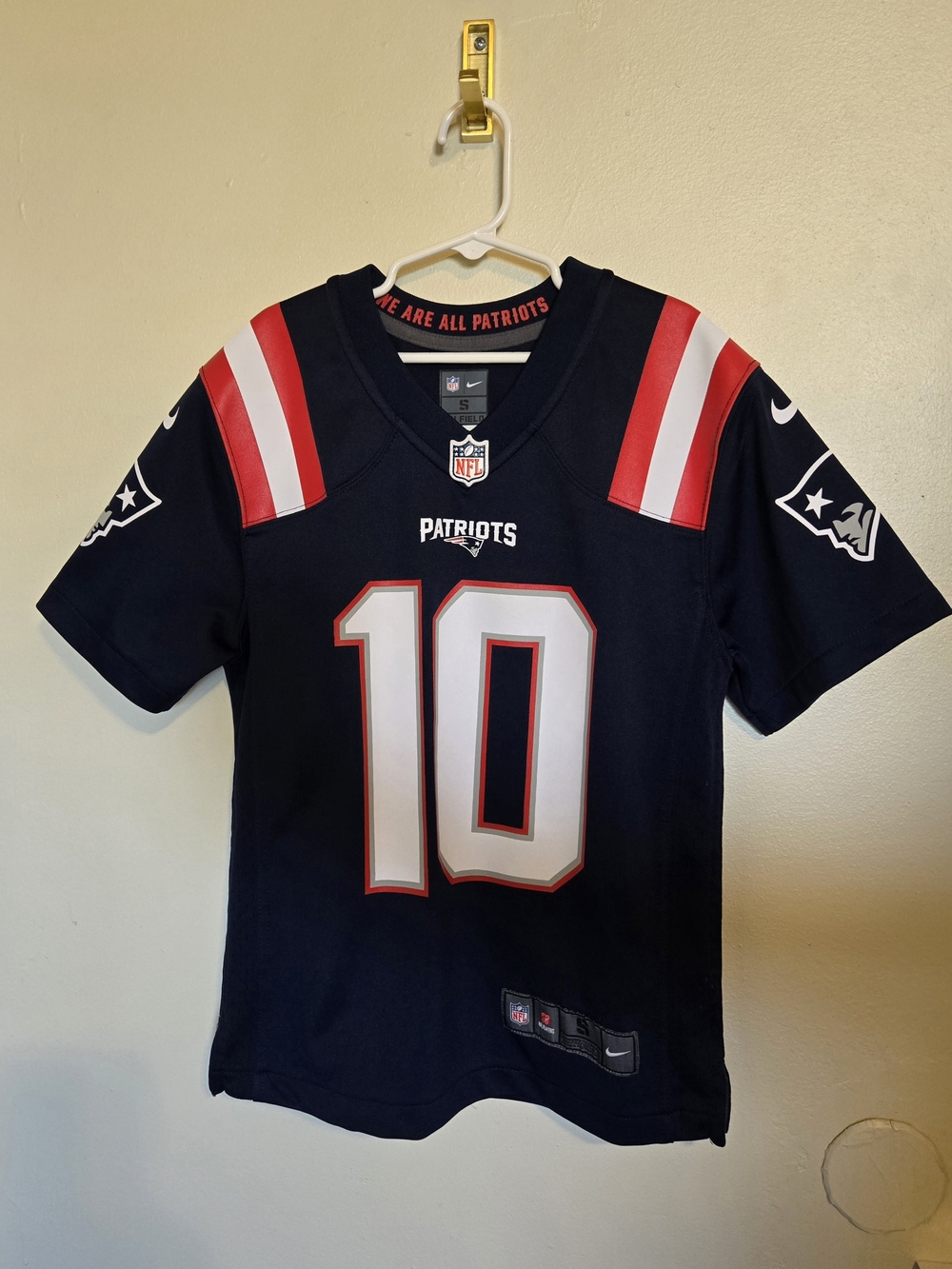 Nike Kids NFL Patriots #10 Football Jersey